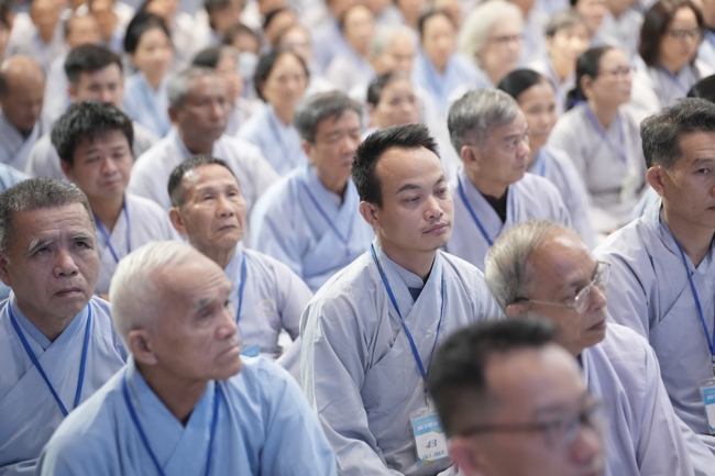 Khai khóa Khóa Tu Phật Thất lần 108.