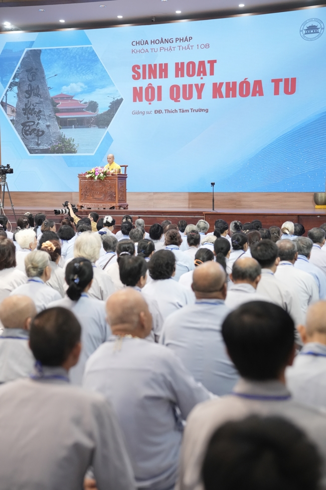 Khai khóa Khóa Tu Phật Thất lần 108.