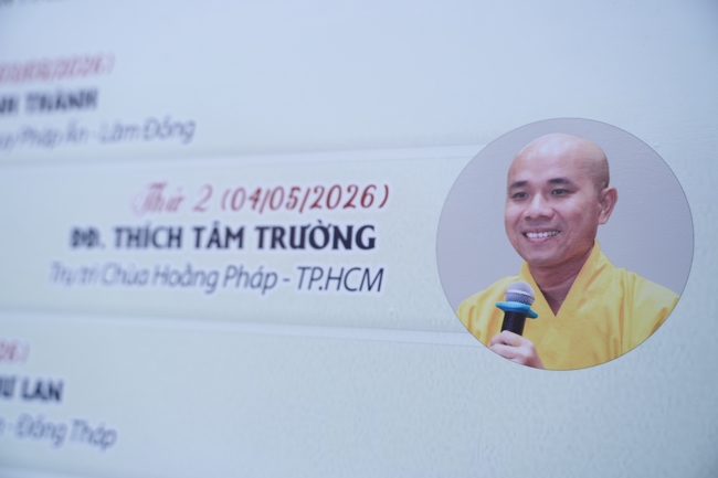Khai khóa Khóa Tu Phật Thất lần 108.