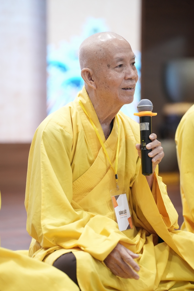 Khai khóa Khóa Tu Phật Thất lần 108.