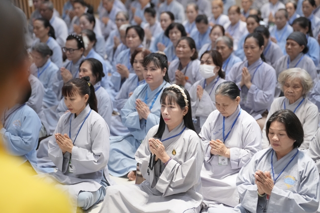 Khai khóa Khóa Tu Phật Thất lần 108.