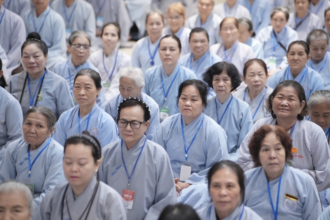 Khai khóa Khóa Tu Phật Thất lần 108.