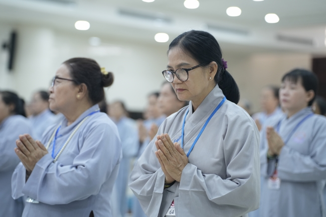 Khai khóa Khóa Tu Phật Thất lần 108.