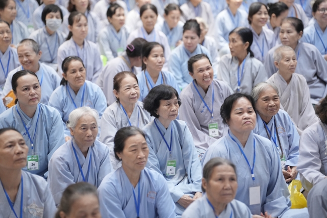 Khai khóa Khóa Tu Phật Thất lần 108.