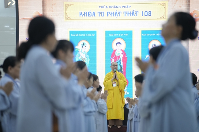 Khai khóa Khóa Tu Phật Thất lần 108.