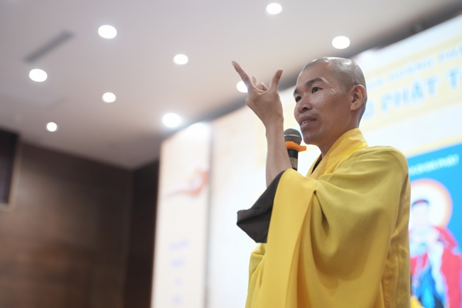 Khai khóa Khóa Tu Phật Thất lần 108.