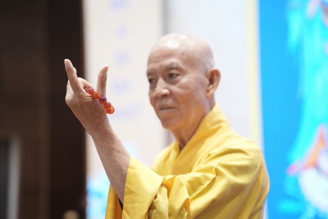 Khai khóa Khóa Tu Phật Thất lần 108.