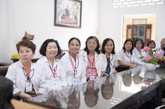 Pháp thoại Tỉnh Giấc Mộng Trần - TT.Thích Trí Huệ | Khóa Tu Phật Thất 108.