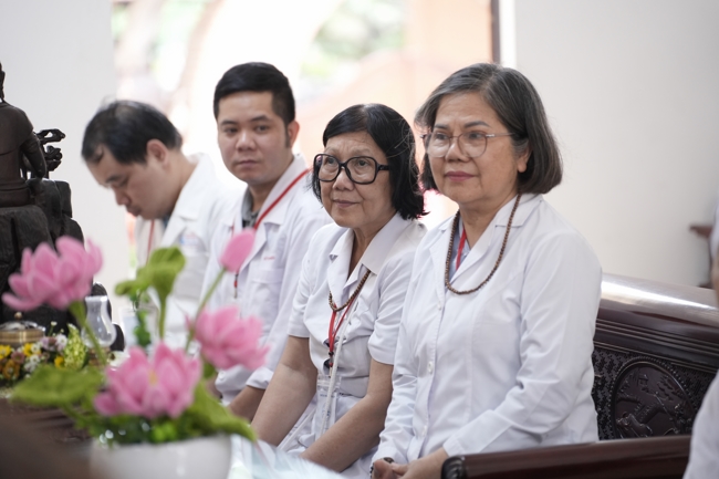 Pháp thoại Tỉnh Giấc Mộng Trần - TT.Thích Trí Huệ | Khóa Tu Phật Thất 108.