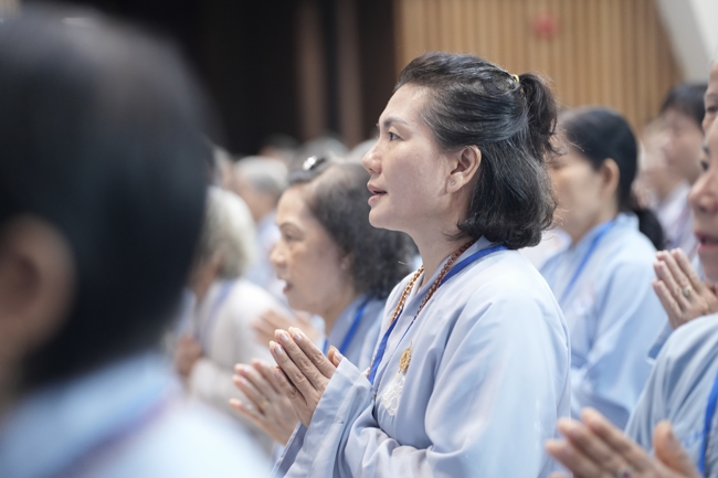 Pháp thoại Tỉnh Giấc Mộng Trần - TT.Thích Trí Huệ | Khóa Tu Phật Thất 108.