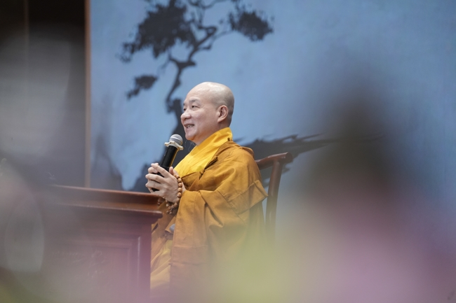 Pháp thoại Tỉnh Giấc Mộng Trần - TT.Thích Trí Huệ | Khóa Tu Phật Thất 108.