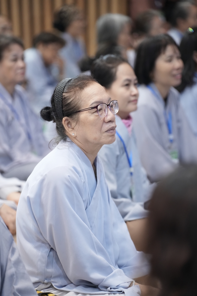 Pháp thoại Tỉnh Giấc Mộng Trần - TT.Thích Trí Huệ | Khóa Tu Phật Thất 108.