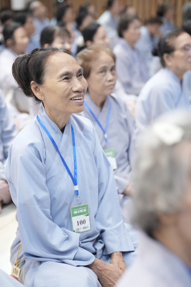 Pháp thoại Tỉnh Giấc Mộng Trần - TT.Thích Trí Huệ | Khóa Tu Phật Thất 108.