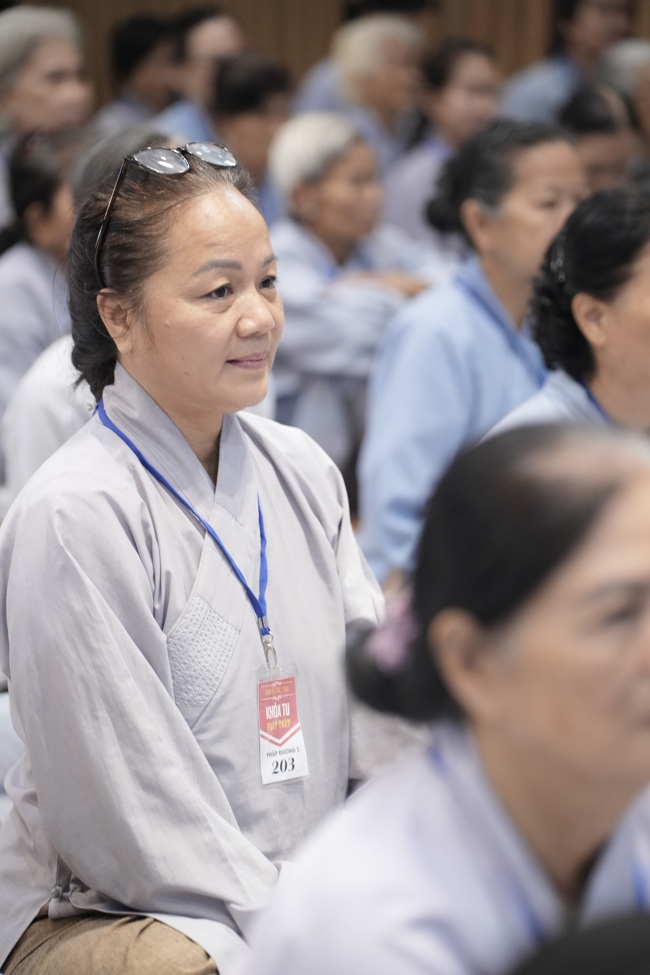 Pháp thoại Tỉnh Giấc Mộng Trần - TT.Thích Trí Huệ | Khóa Tu Phật Thất 108.