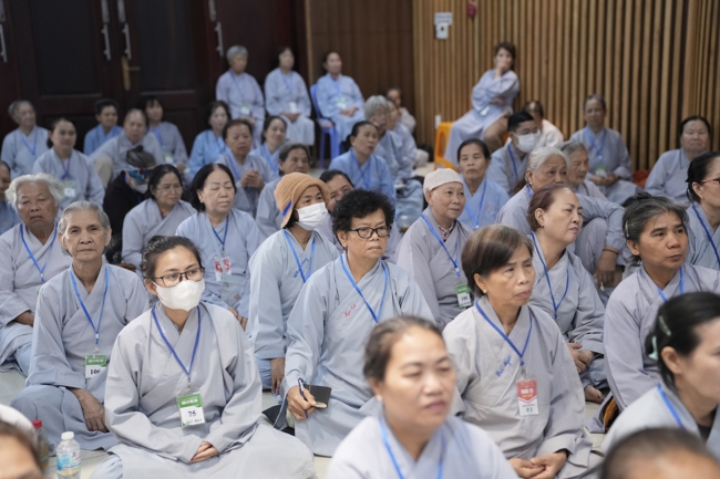 Pháp thoại Tỉnh Giấc Mộng Trần - TT.Thích Trí Huệ | Khóa Tu Phật Thất 108.