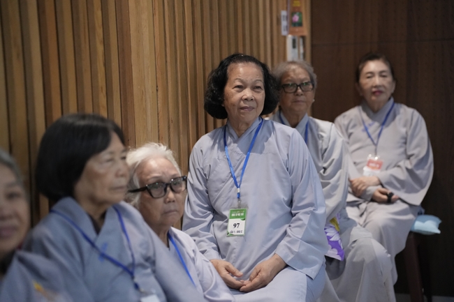 Pháp thoại Tỉnh Giấc Mộng Trần - TT.Thích Trí Huệ | Khóa Tu Phật Thất 108.
