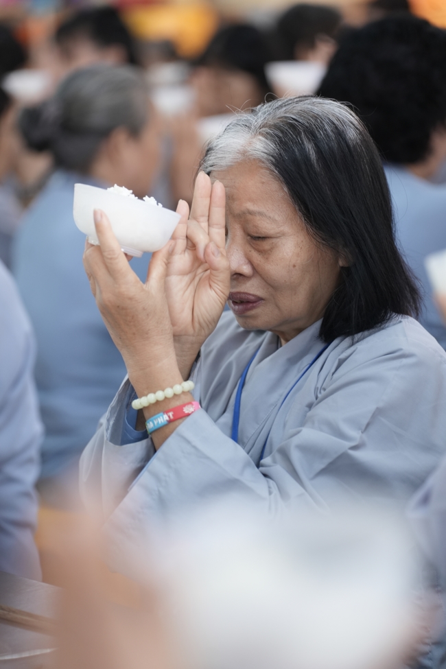 Pháp thoại Tỉnh Giấc Mộng Trần - TT.Thích Trí Huệ | Khóa Tu Phật Thất 108.