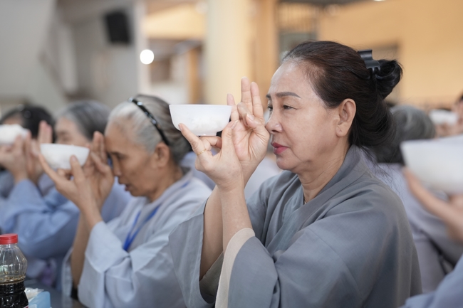 Pháp thoại Tỉnh Giấc Mộng Trần - TT.Thích Trí Huệ | Khóa Tu Phật Thất 108.