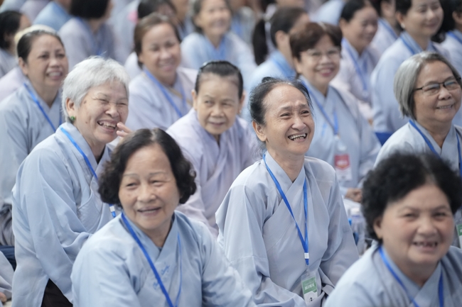 Pháp thoại “Sự Giả Tạo Của Bản Ngã” và buổi chia sẻ pháp của Hoà thượng Đạo trưởng | Khóa Tu Phật Thất 108.
