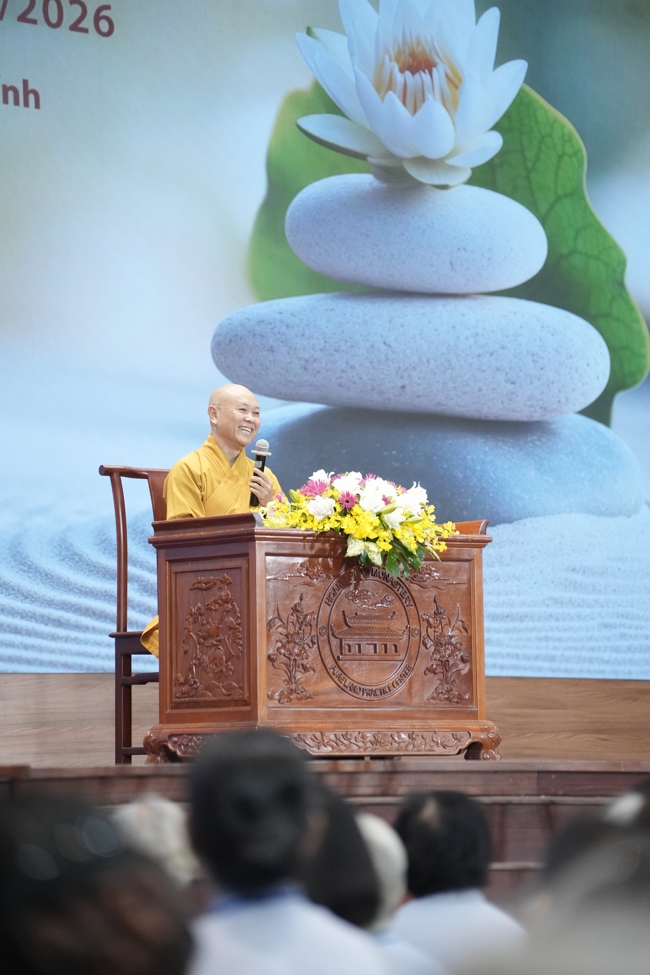 Pháp thoại “Sự Giả Tạo Của Bản Ngã” và buổi chia sẻ pháp của Hoà thượng Đạo trưởng | Khóa Tu Phật Thất 108.