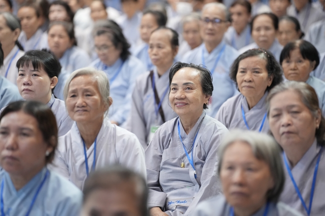 Pháp thoại “Sự Giả Tạo Của Bản Ngã” và buổi chia sẻ pháp của Hoà thượng Đạo trưởng | Khóa Tu Phật Thất 108.