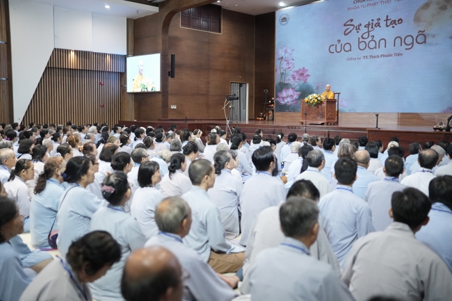 Pháp thoại “Sự Giả Tạo Của Bản Ngã” và buổi chia sẻ pháp của Hoà thượng Đạo trưởng | Khóa Tu Phật Thất 108.