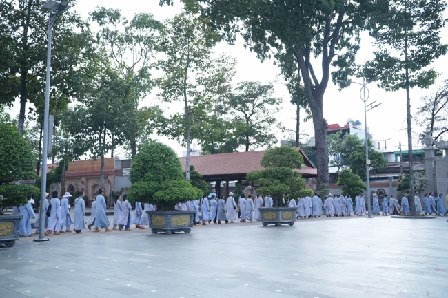 Pháp thoại “Sự Giả Tạo Của Bản Ngã” và buổi chia sẻ pháp của Hoà thượng Đạo trưởng | Khóa Tu Phật Thất 108.