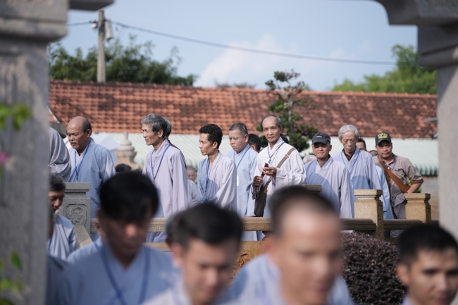 Pháp thoại “Sự Giả Tạo Của Bản Ngã” và buổi chia sẻ pháp của Hoà thượng Đạo trưởng | Khóa Tu Phật Thất 108.