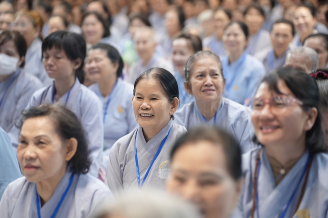 Pháp thoại “Sự Giả Tạo Của Bản Ngã” và buổi chia sẻ pháp của Hoà thượng Đạo trưởng | Khóa Tu Phật Thất 108.