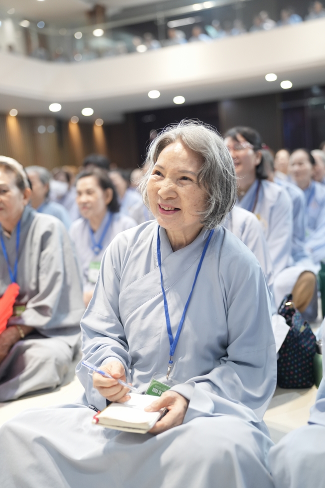 Pháp thoại “Sự Giả Tạo Của Bản Ngã” và buổi chia sẻ pháp của Hoà thượng Đạo trưởng | Khóa Tu Phật Thất 108.