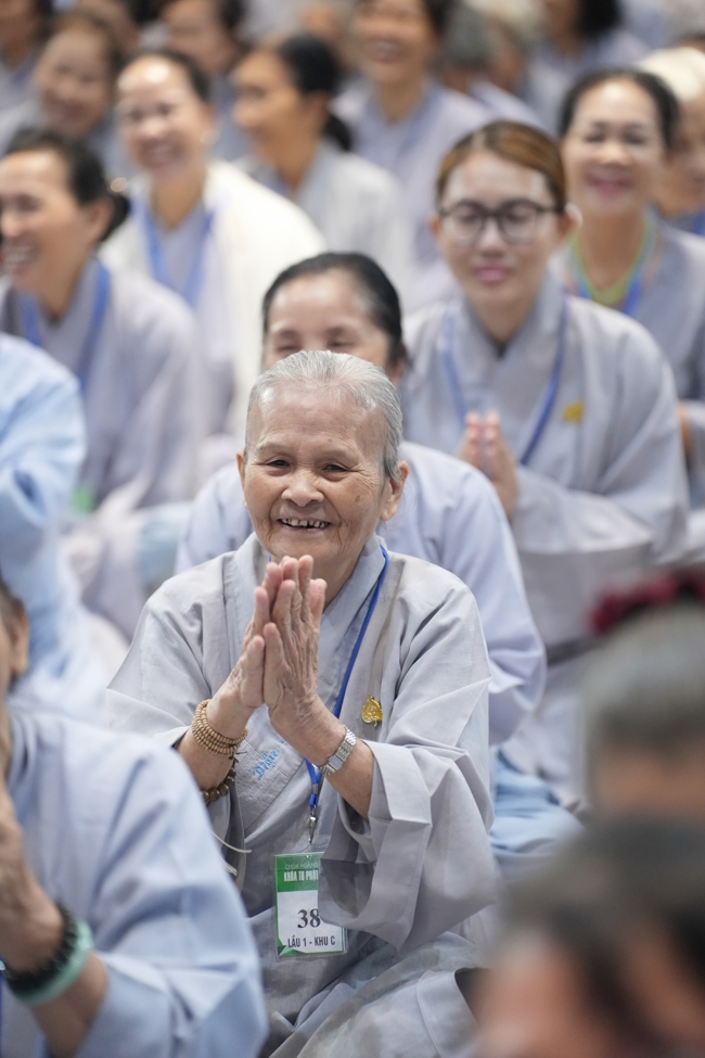 Pháp thoại “Sự Giả Tạo Của Bản Ngã” và buổi chia sẻ pháp của Hoà thượng Đạo trưởng | Khóa Tu Phật Thất 108.