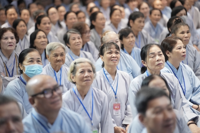 Pháp thoại “Sự Giả Tạo Của Bản Ngã” và buổi chia sẻ pháp của Hoà thượng Đạo trưởng | Khóa Tu Phật Thất 108.