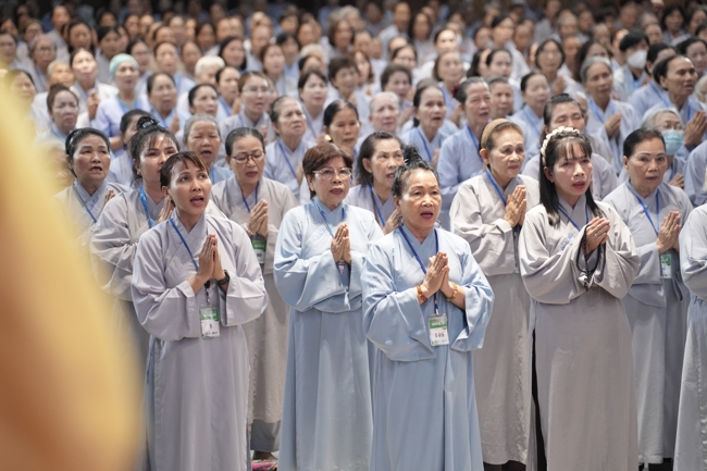 Pháp thoại Vương chủ, thiên chủ, bá chủ - Đâu là đỉnh cao mơ ước? - NS.Thích Nữ Tâm Tâm | Khóa Tu Phật Thất 108.