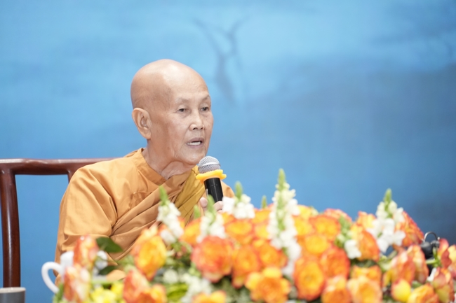 Pháp thoại Vương chủ, thiên chủ, bá chủ - Đâu là đỉnh cao mơ ước? - NS.Thích Nữ Tâm Tâm | Khóa Tu Phật Thất 108.