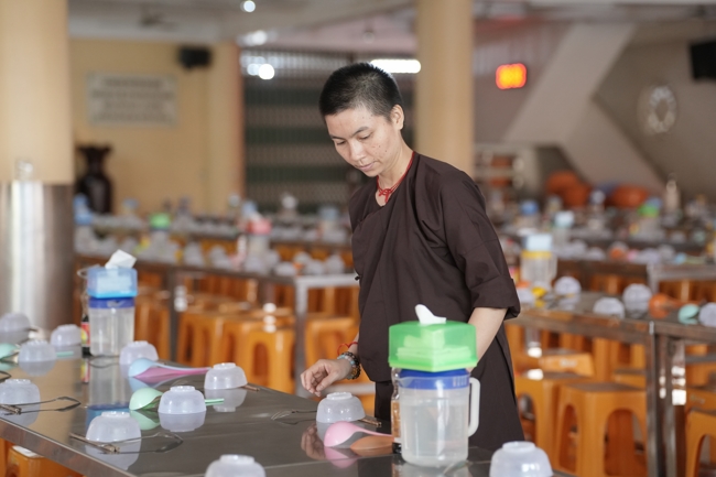 Pháp thoại Vương chủ, thiên chủ, bá chủ - Đâu là đỉnh cao mơ ước? - NS.Thích Nữ Tâm Tâm | Khóa Tu Phật Thất 108.