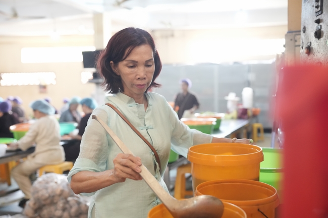 Pháp thoại Vương chủ, thiên chủ, bá chủ - Đâu là đỉnh cao mơ ước? - NS.Thích Nữ Tâm Tâm | Khóa Tu Phật Thất 108.