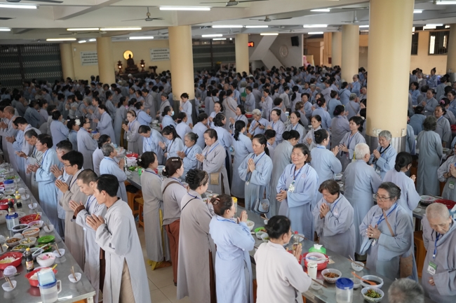 Pháp thoại “Giải thoát trong từng bước đi” - TT.Thích Viên Trí | Khóa Tu Phật Thất 108.