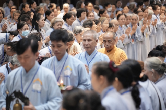 Pháp thoại “Giải thoát trong từng bước đi” - TT.Thích Viên Trí | Khóa Tu Phật Thất 108.