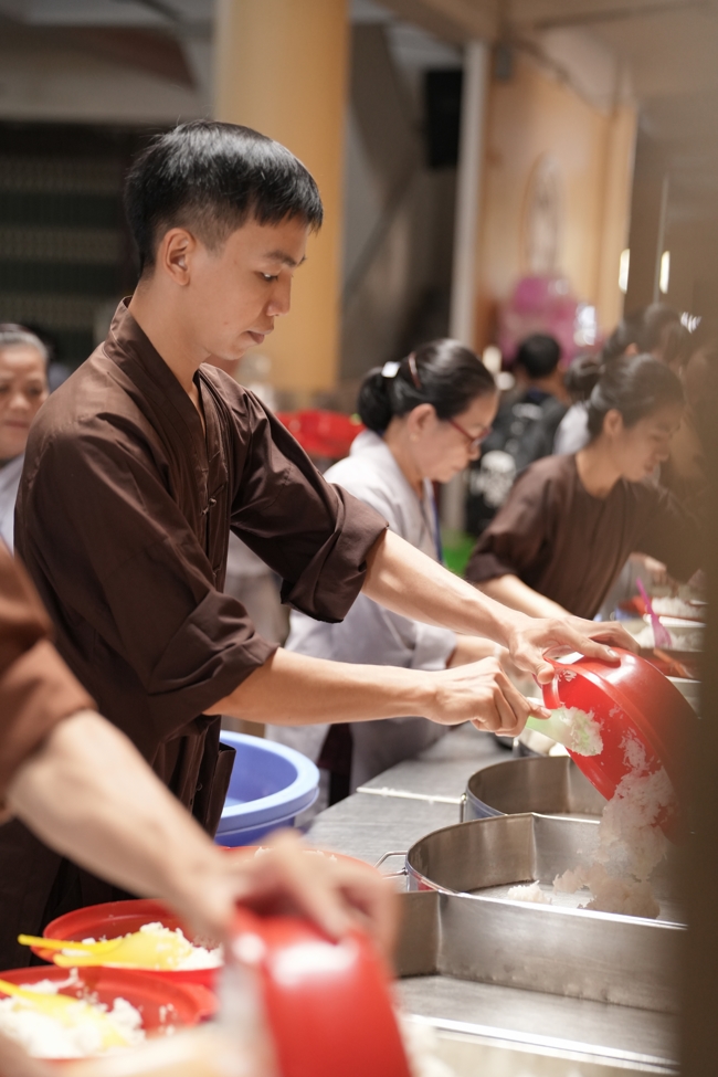 Pháp thoại “Giải thoát trong từng bước đi” - TT.Thích Viên Trí | Khóa Tu Phật Thất 108.