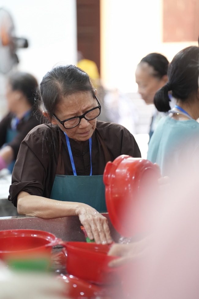 Pháp thoại “Giải thoát trong từng bước đi” - TT.Thích Viên Trí | Khóa Tu Phật Thất 108.