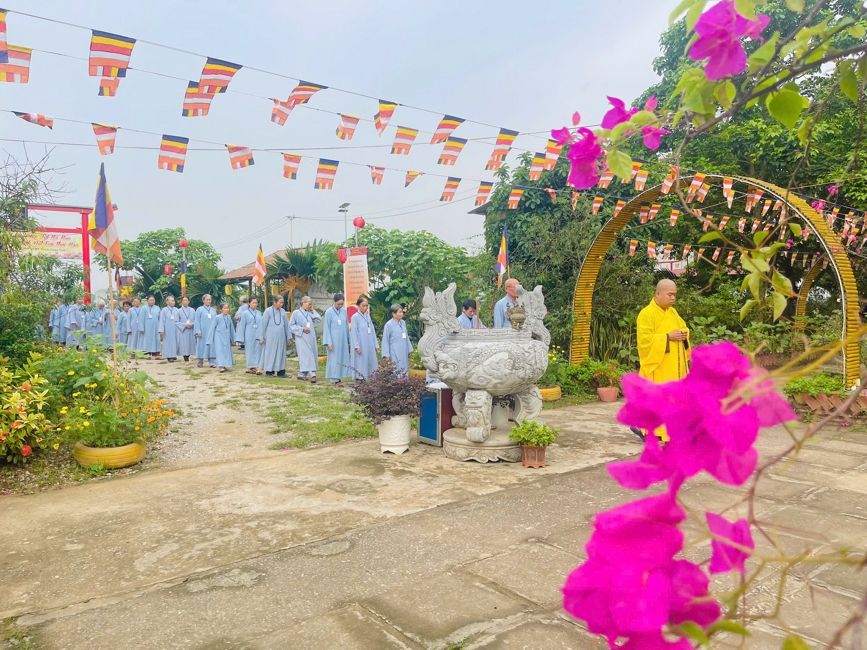 Chùa Đống Cao (Thanh Hóa): Cộng tu niệm Phật Một Ngày.