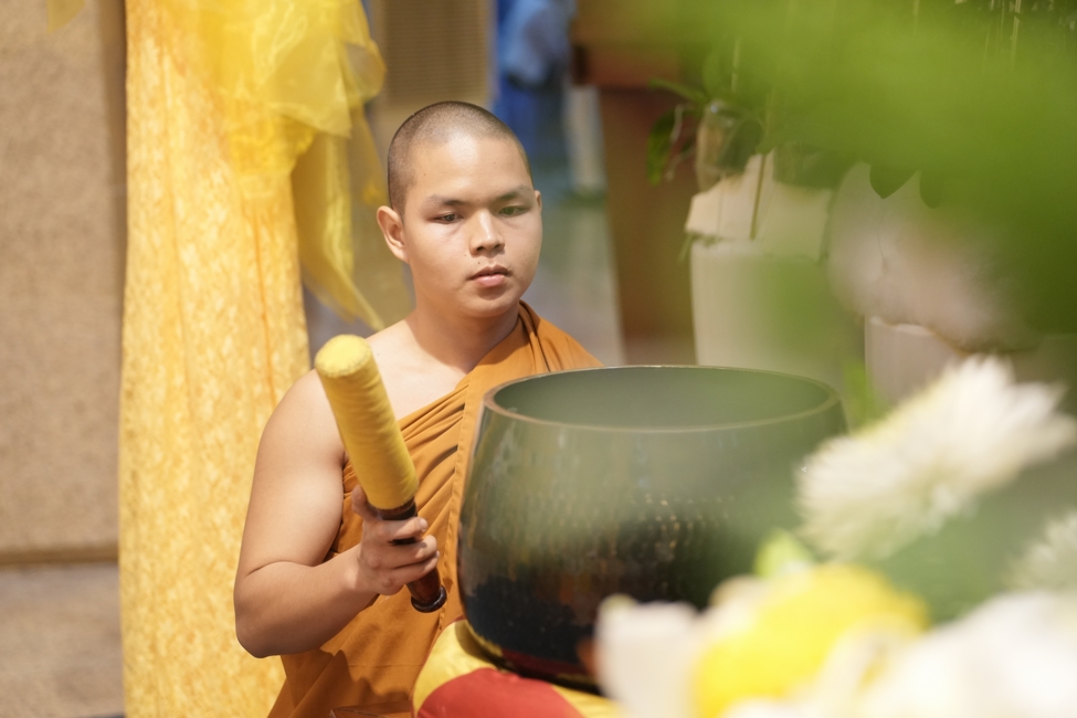 Viếng tang lễ Trưởng lão Hòa thượng Giác Tường.