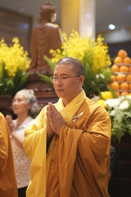 Viếng tang lễ Trưởng lão Hòa thượng Giác Tường.