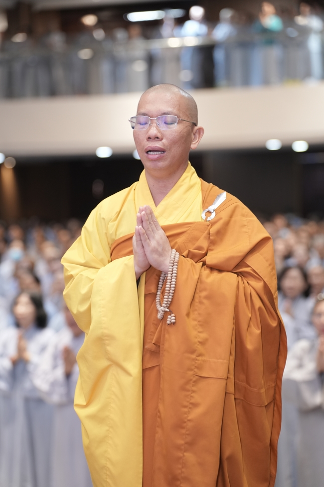 KHÓA TU NIỆM PHẬT MỘT NGÀY.