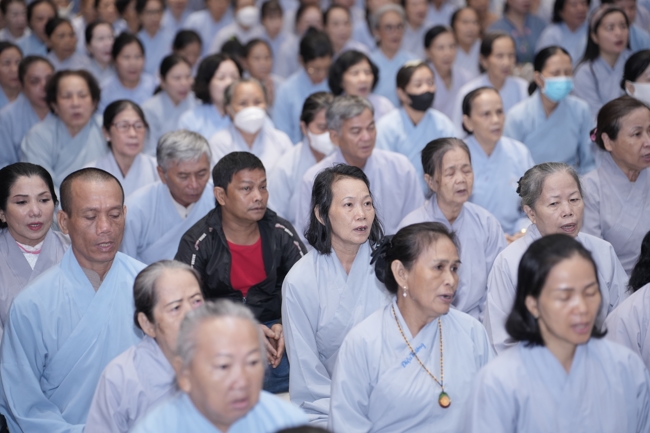 KHÓA TU NIỆM PHẬT MỘT NGÀY.