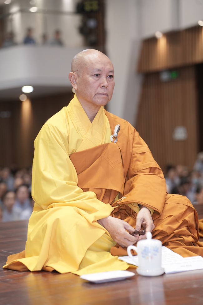 KHÓA TU NIỆM PHẬT MỘT NGÀY.