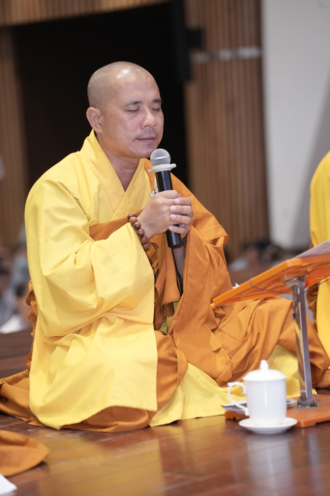 KHÓA TU NIỆM PHẬT MỘT NGÀY.