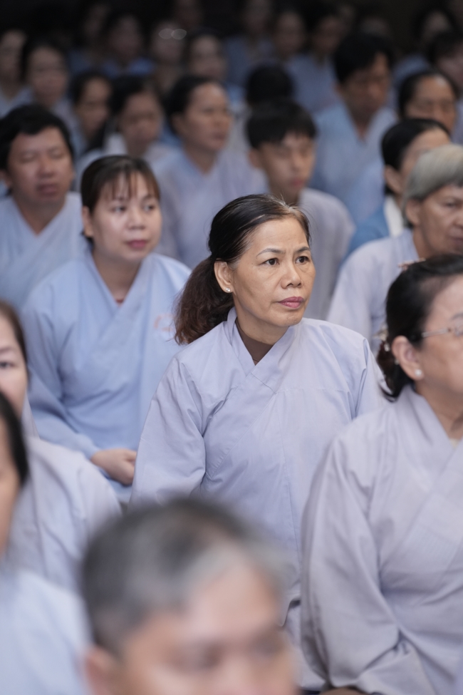 KHÓA TU NIỆM PHẬT MỘT NGÀY.