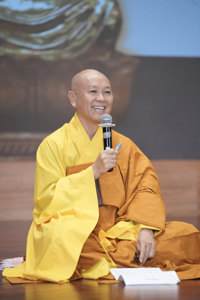 KHÓA TU NIỆM PHẬT MỘT NGÀY.