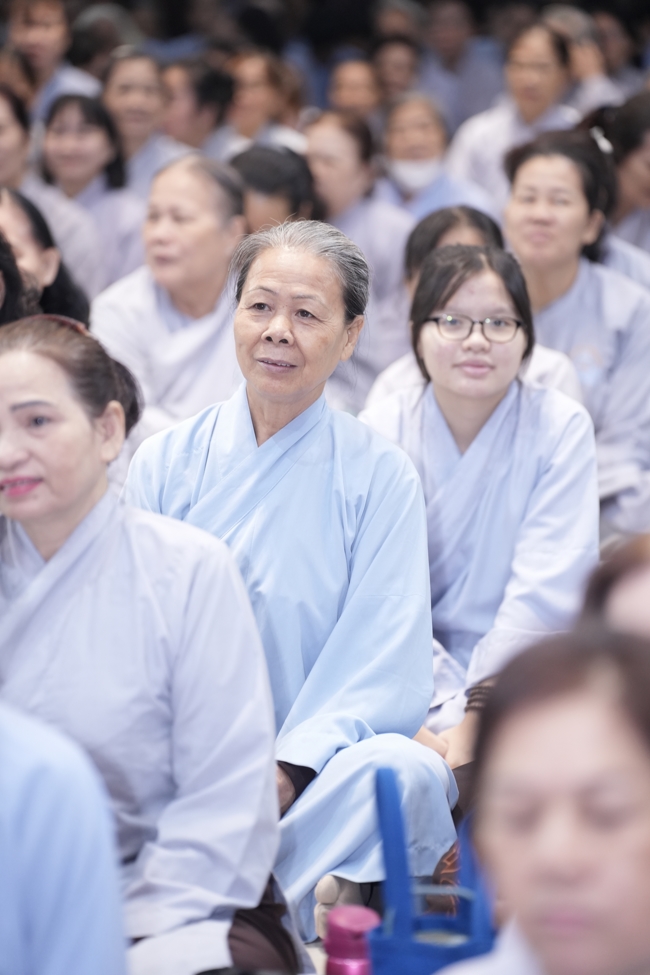 KHÓA TU NIỆM PHẬT MỘT NGÀY.